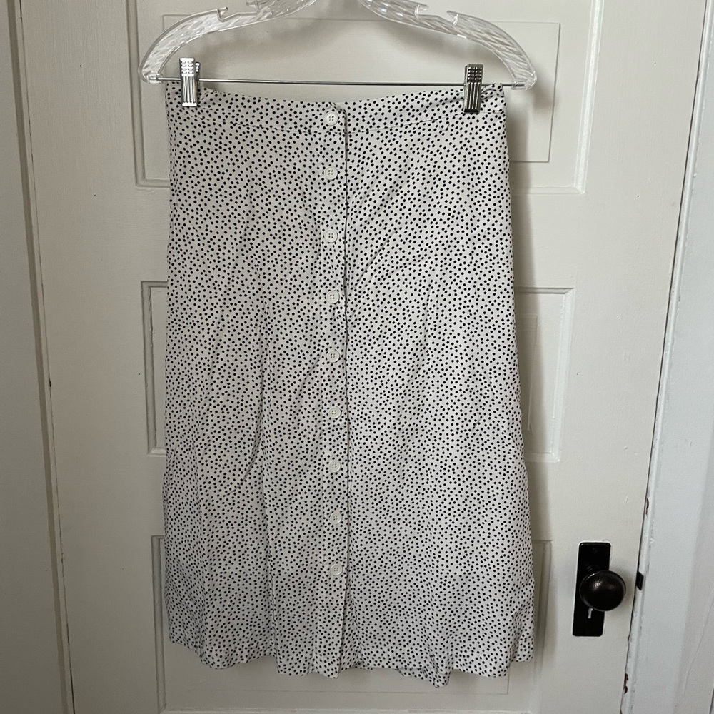 Old Navy Midi Skirt - Picture 1 of 3